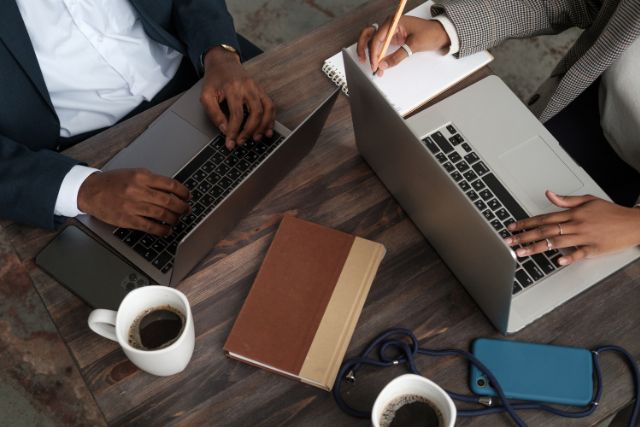 Create agenda for board meeting for maximum efficiency